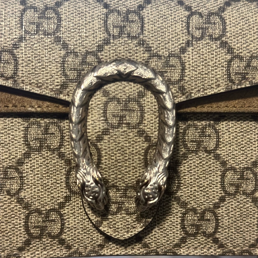 Gucci mini Dino purse